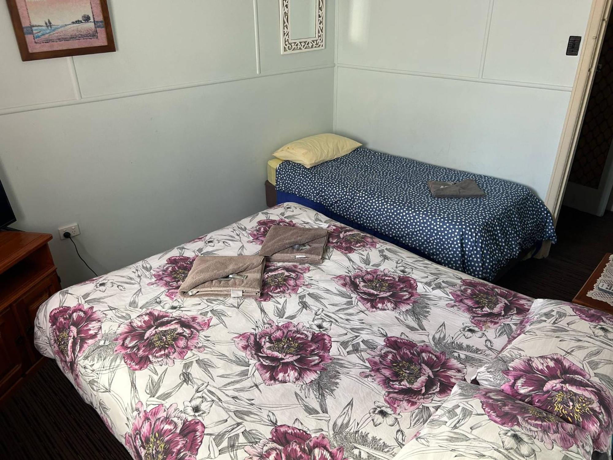 Gundy Pub & Caravan Park Gundiah المظهر الخارجي الصورة